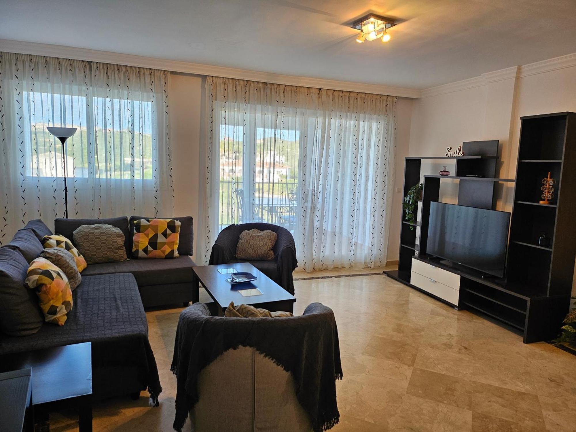 3 Bedrooms With Pool & Parking, Close To Sea And Gibraltar Manilva Eksteriør bilde